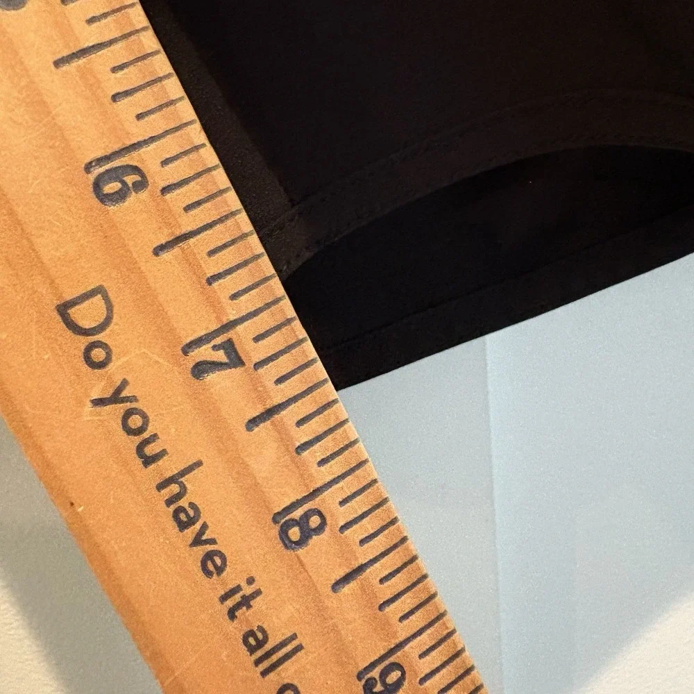 Old Navy Go-Dry Running‎ Shorts Men's Small Black 7